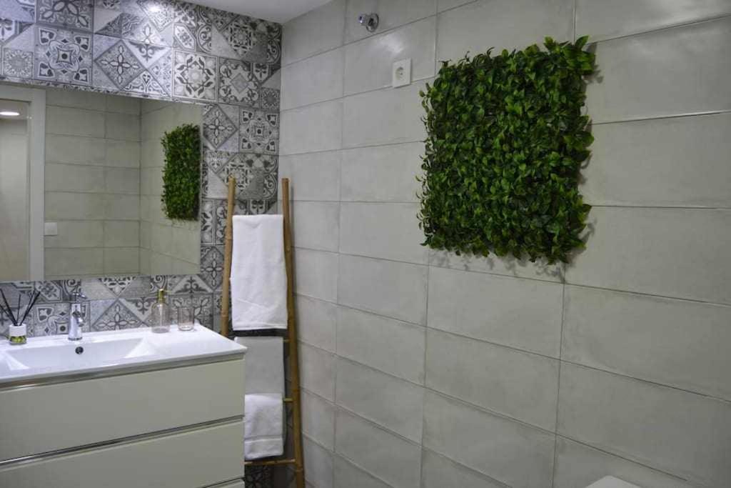 Apartamento Lirio De Agua Granada Centro Διαμέρισμα Εξωτερικό φωτογραφία