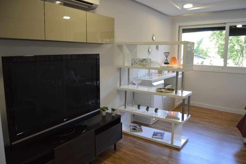 Apartamento Lirio De Agua Granada Centro Διαμέρισμα Εξωτερικό φωτογραφία